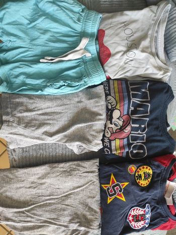 Lot 3 pyjamas