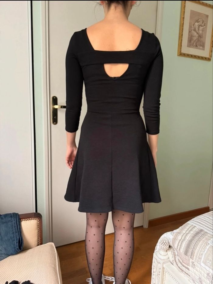Robe noire Pull&Bear - photo numéro 5