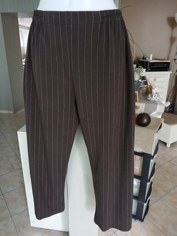 Pantalon rayé T46.