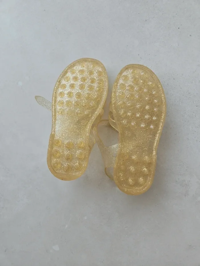Sandales Méduses dorées paillettes pointure 29 - photo numéro 3