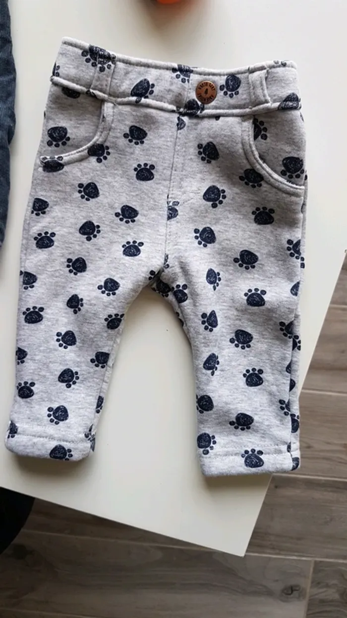 Lot de 2 pantalons 3 mois - photo numéro 3