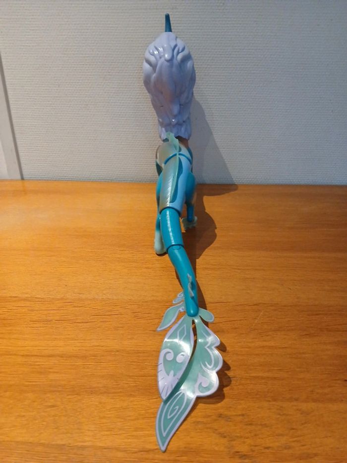 Figurine Sisu le dernier dragon de Raya - photo numéro 3