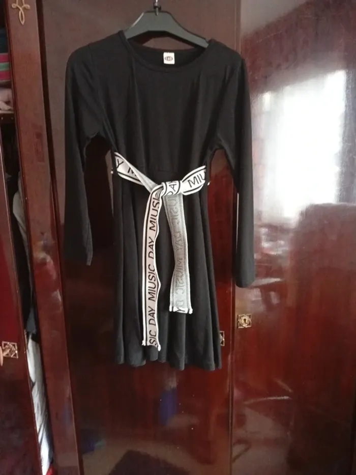 Robe 140 cm