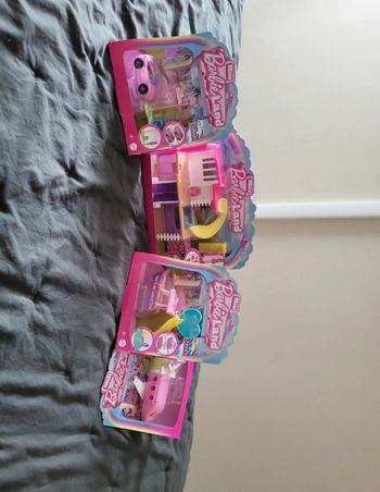 Mini Barbie Lande neuf