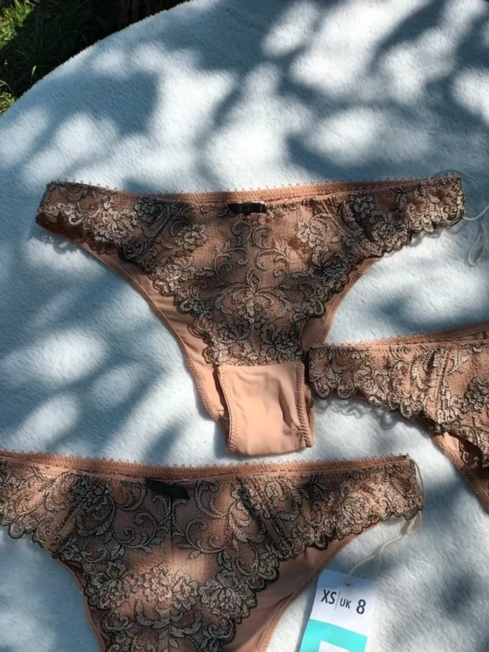 Lot 3 culottes taille xs - photo numéro 2