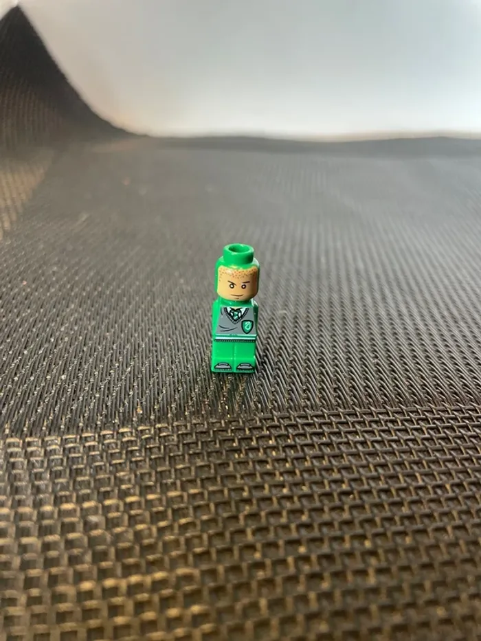 Lego Harry Potter 3862 pion micro figurine joueur serpentard 85863pb040 officiel