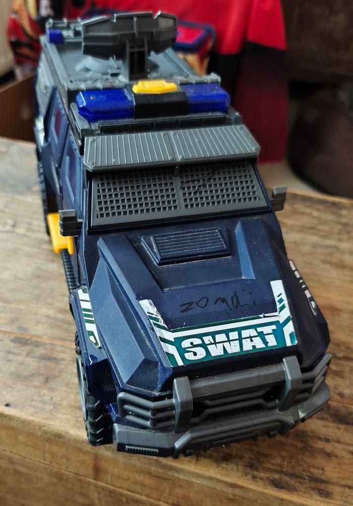 Camion d Unité Spéciale du Swat - photo numéro 4