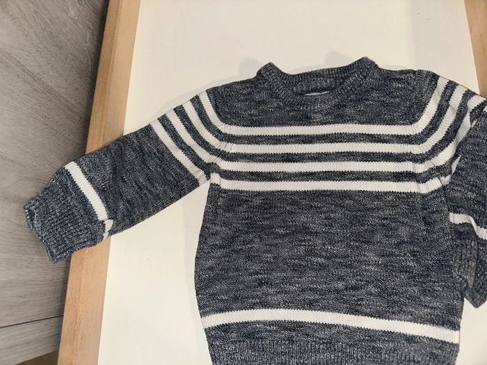 Pull garçon neuf - photo numéro 2