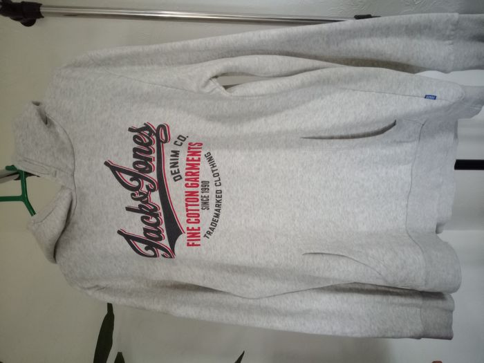 Lot 3 sweats à capuche