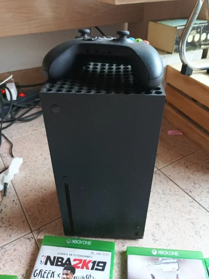 Xbox séries X - photo numéro 2