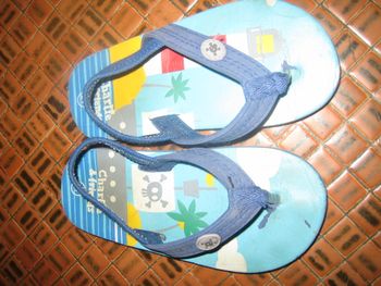 tong garçon taille 27