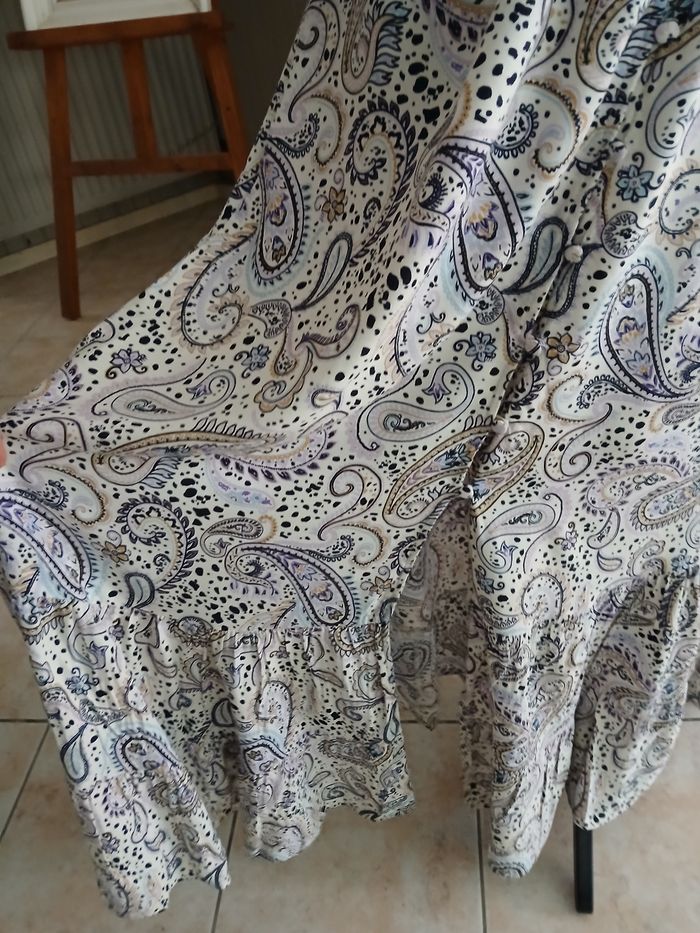 Belle robe longue T46. - photo numéro 4