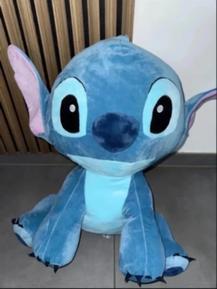 Stitch neuve taille 55 cm bleu - photo numéro 2