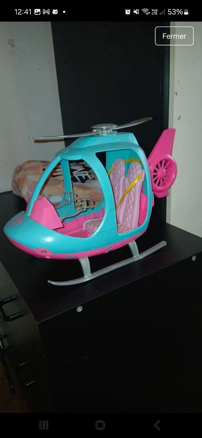 Hélicoptère barbie