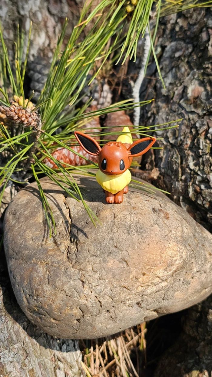 Super figurine Pokemon Nintendo Évoli - photo numéro 2