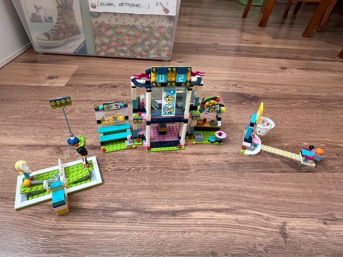 Lego friends 41338 Le club de sport - photo numéro 2