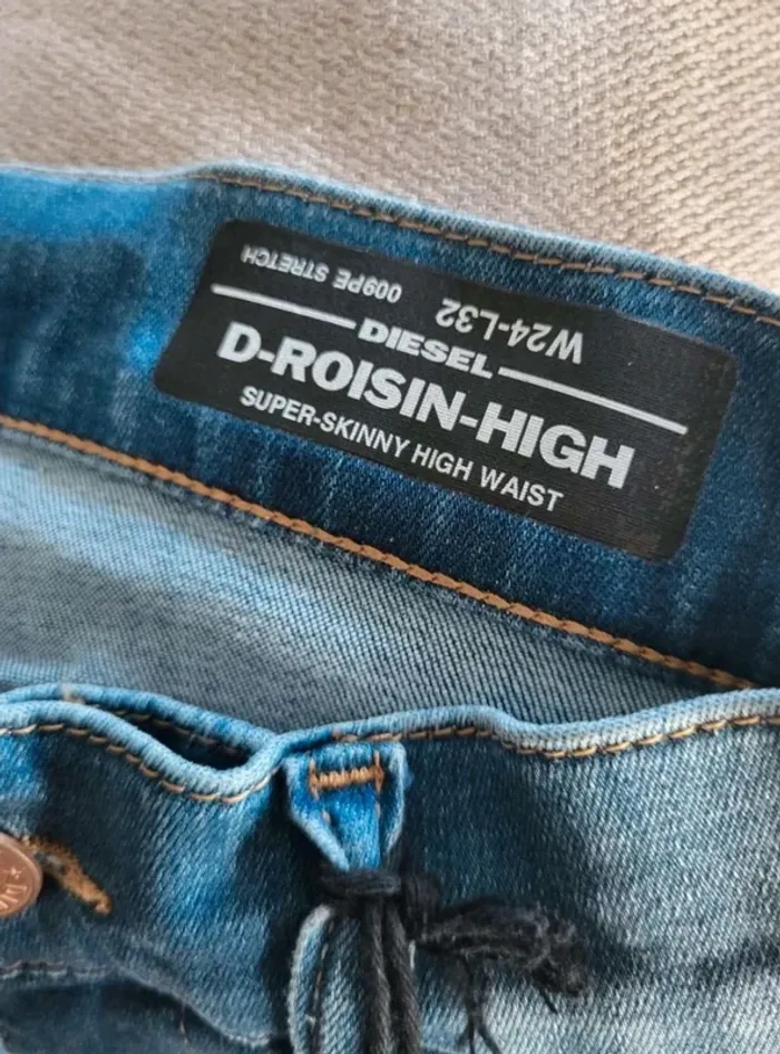 Jean Diesel  skinny/slim  Neuf taille  34 - photo numéro 6