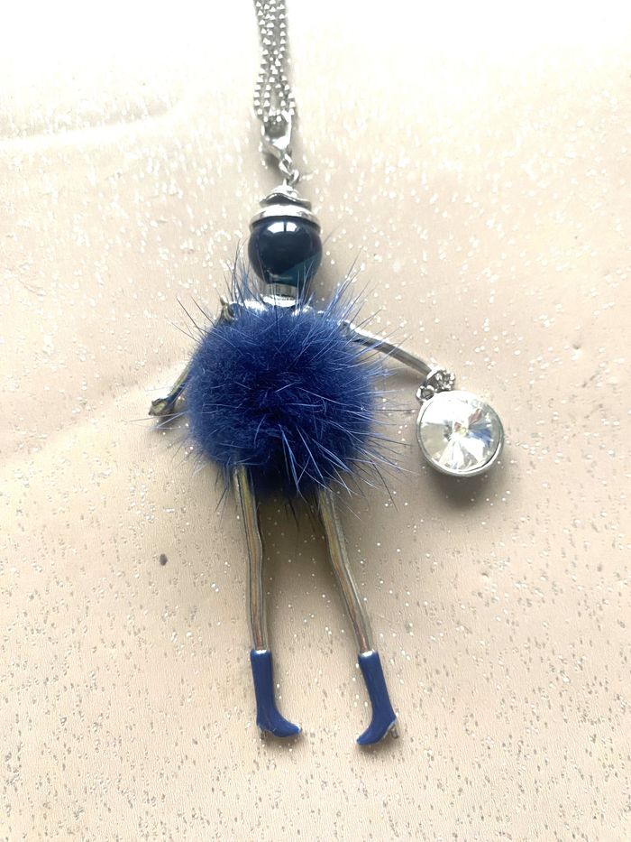 Collier Fantaisie et poupée Articulée - photo numéro 2