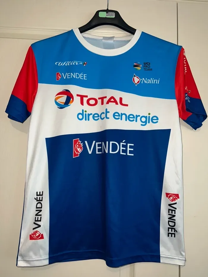 T-shirt total