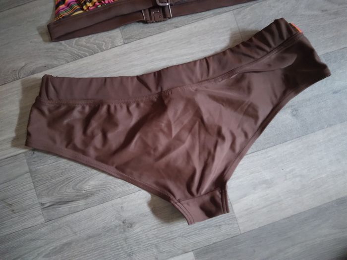Maillot de bain T.38 neuf - photo numéro 7