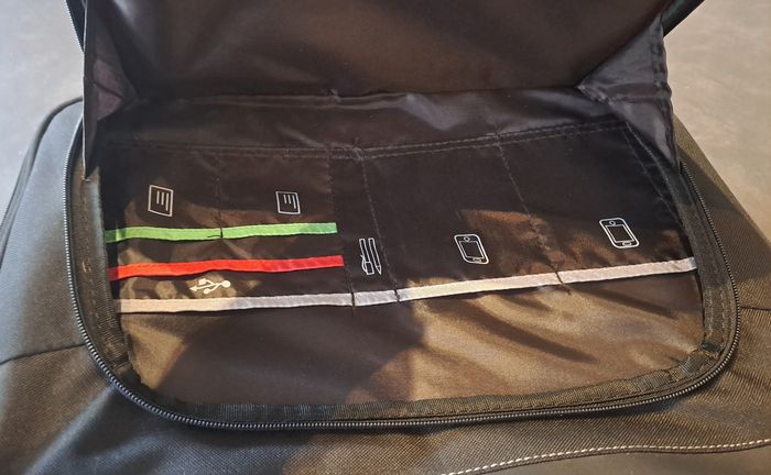 Sacoche / malette pour ordinateur jusqu'à 15.6" - photo numéro 2