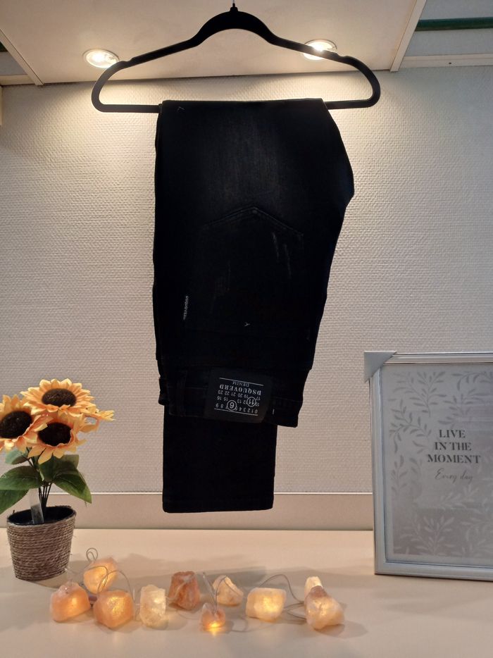 Jean DSQUARED² – DH1890-2H – Taille 33 – Excellent état