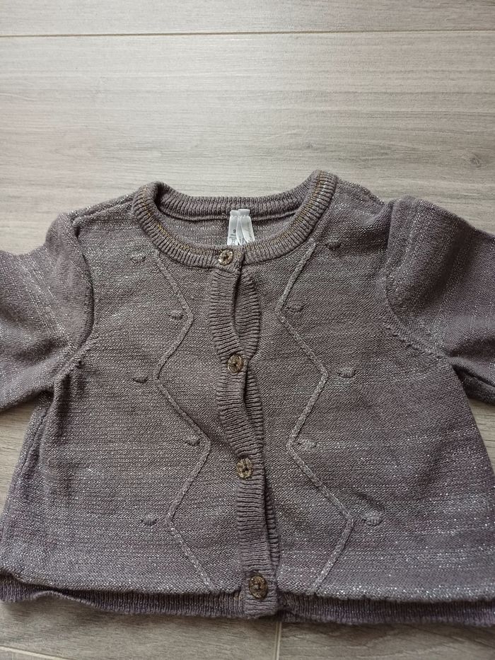 Ensemble taille 9 mois - photo numéro 3