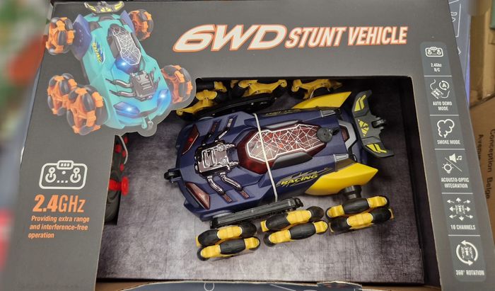 Voiture télécommandé 6 roues