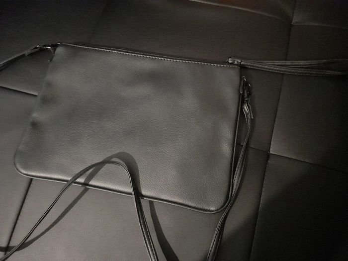 Pochette bandouliere - photo numéro 2