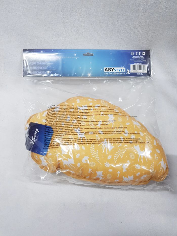 coussin bambi 36 cm Disney peluche - photo numéro 2