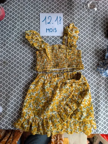 Tenue robe bébé fille 12/18 mois