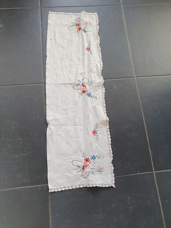 Napperon brodé  vintage