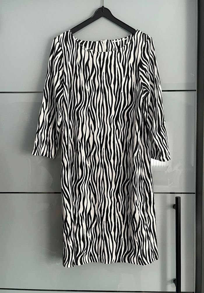Zebra jurk - photo numéro 2