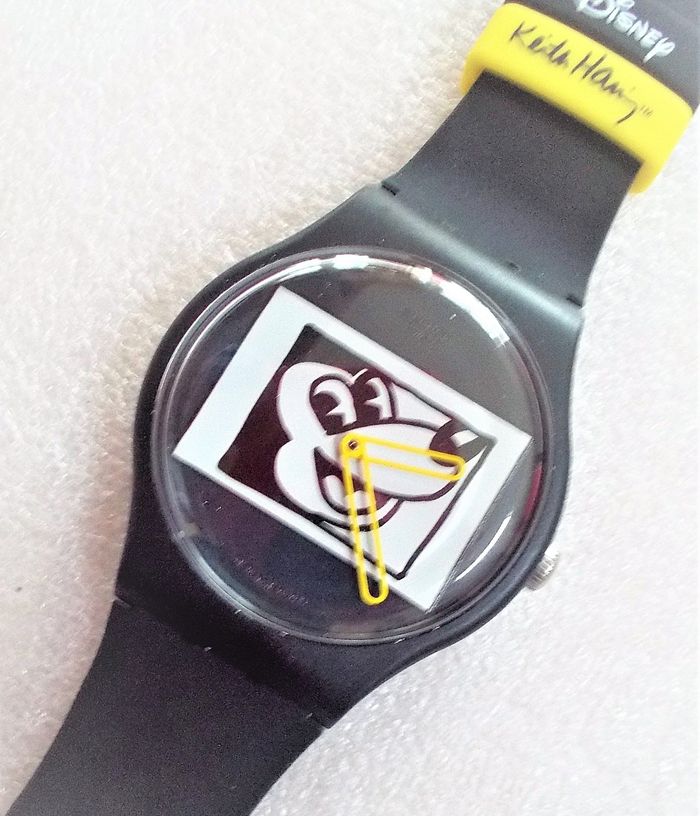 Montre SWATCH "Mickey Noir sur Blanc" - photo numéro 6