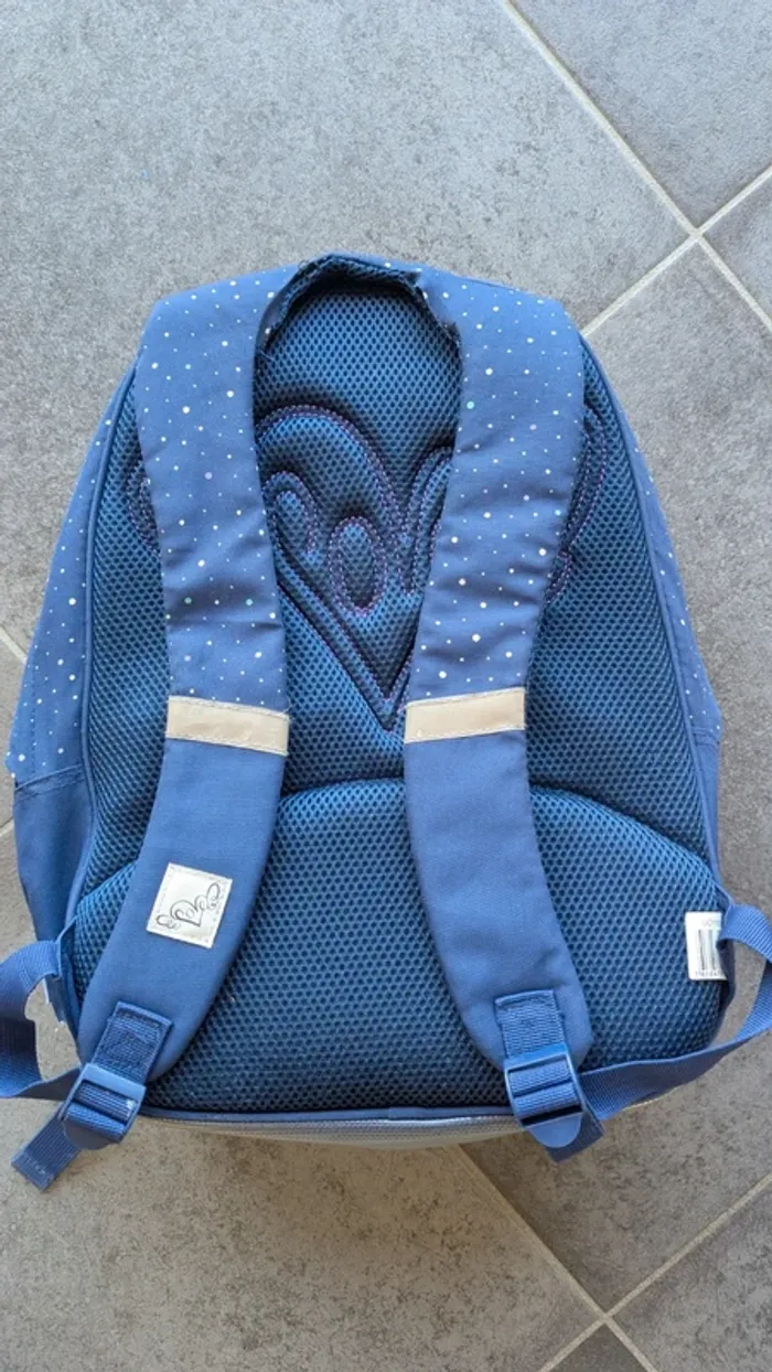 Cartable fille primaire très bon état - photo numéro 3