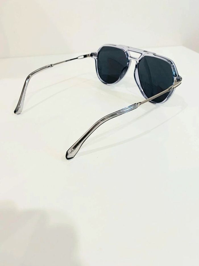 Lunette de soleil homme grise transparente et argentée UV protection catégorie 3 - photo numéro 4