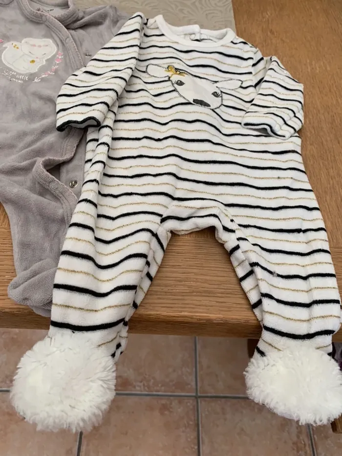 Lot 3 pyjamas 3 mois fille - photo numéro 4