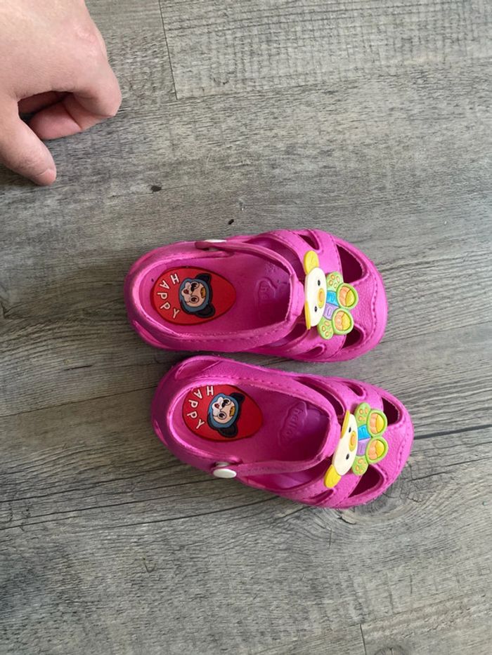 Sandalettes/ croks taille 19 - photo numéro 9