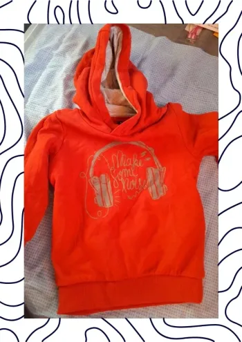 Sweat à capuche 3 ans