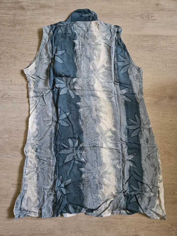 T-shirt femme sans manche taille ML - photo numéro 2