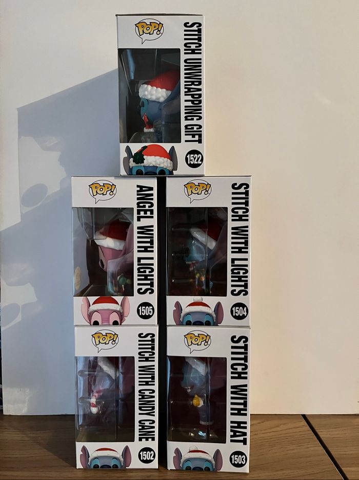 Lot 5 figurines Funko Pop Stitch édition Noël - photo numéro 2