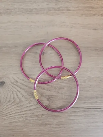 Lot de bracelets