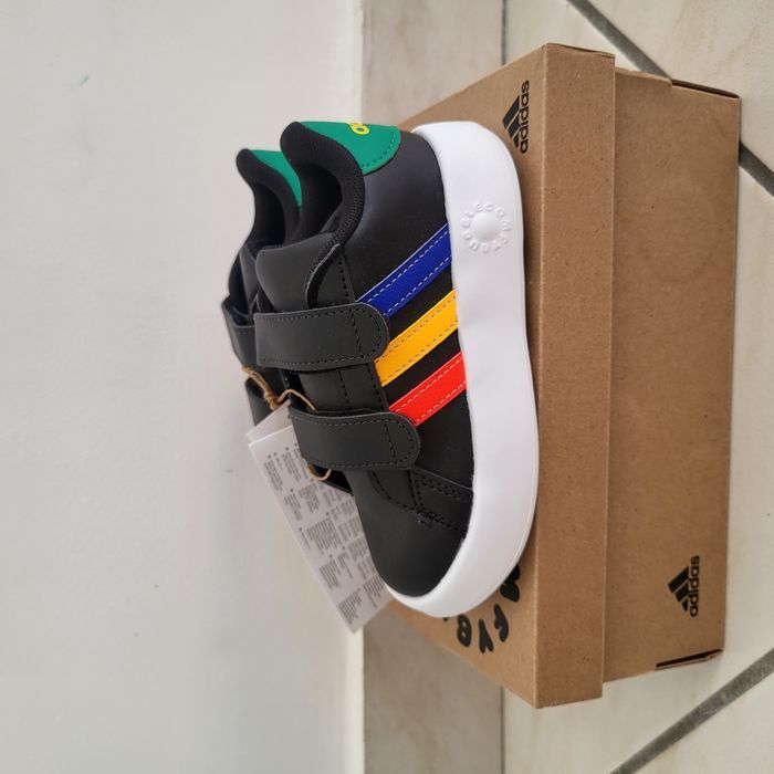 Baskets bébé Adidas Grandcourt