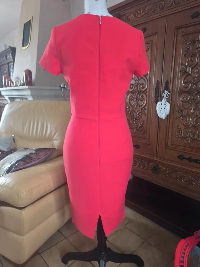 Superbe robe rouge corail - photo numéro 6