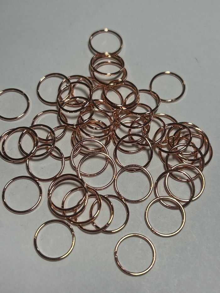 A832, Anneaux dorés roses 10mm en vrac - photo numéro 2