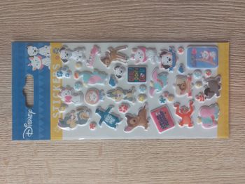 Planche d'autocollants Disney babies en relief