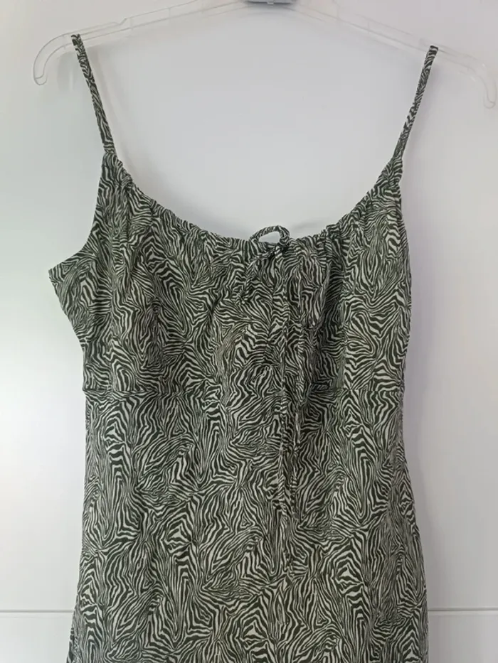 Robe longue à bretelles verte et blanc - photo numéro 2