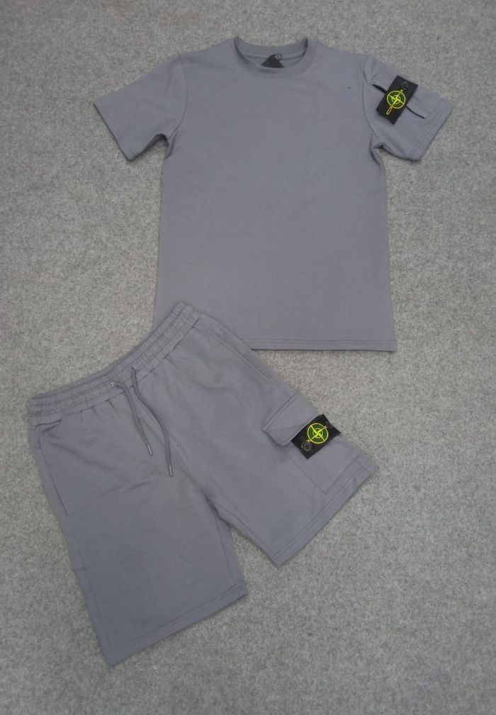 Stone island - photo numéro 3