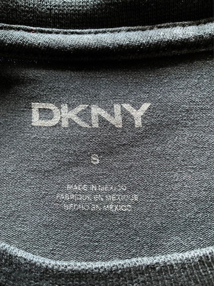T-shirt noir pour homme DKNY taille S 331 - photo numéro 7