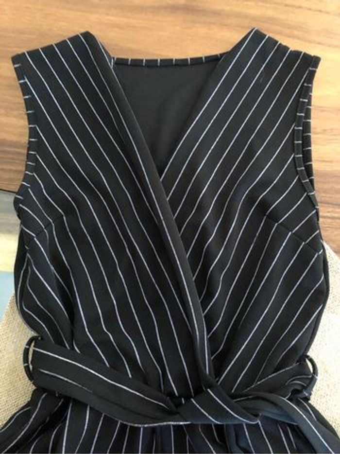 Combi-short noire rayée blanc taille S - photo numéro 2